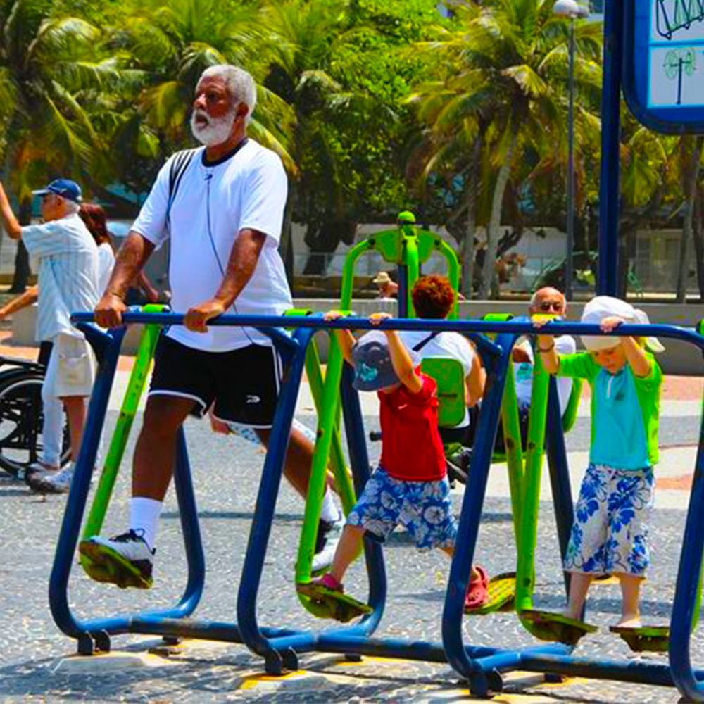 OUTDOOR GYM AND CHILDREN PLAY EQUIPMENT